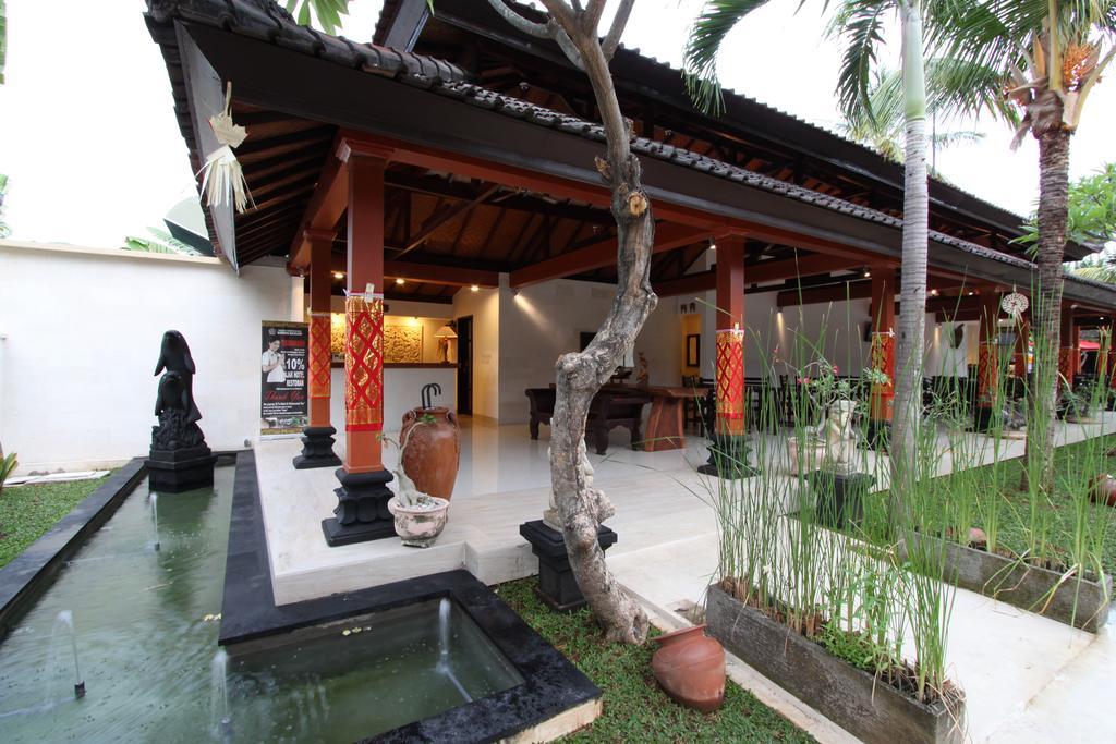 โรงแรมเมลามัน โลวินา ภายนอก รูปภาพ